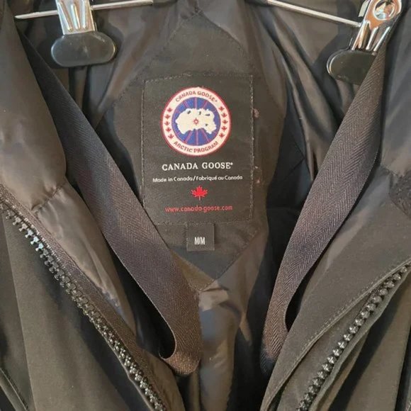 Canada Goose Whistler Parka - Picture 9 of 10